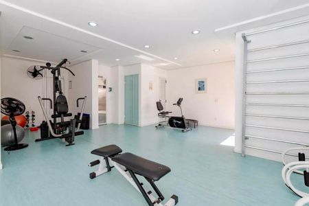 Apartamento à venda com 98m², 3 quartos e 2 vagas Apartamento à venda com 98m², 3 quartos e 2 vagasAcademia