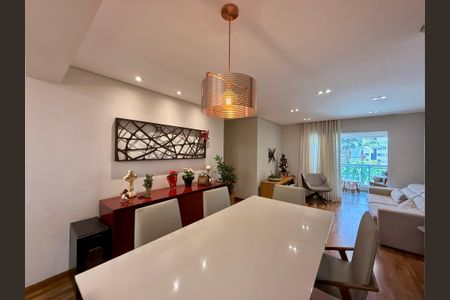 Apartamento à venda com 98m², 3 quartos e 2 vagas Apartamento à venda com 98m², 3 quartos e 2 vagasSala