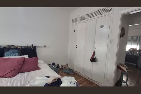 Apartamento à venda com 120m², 4 quartos e 1 vagaQuarto 2