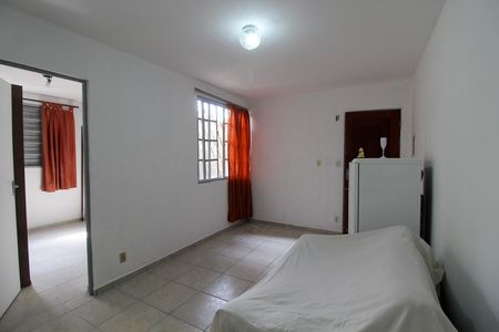 Sala de apartamento para alugar com 2 quartos, 54m² em Jardim Ivana, São Paulo