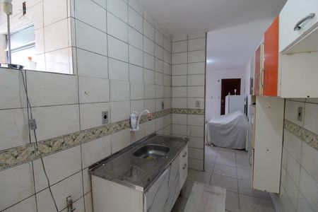 Cozinha de apartamento para alugar com 2 quartos, 54m² em Jardim Ivana, São Paulo