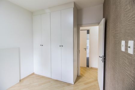 Apartamento à venda com 94m², 3 quartos e 2 vagasQuarto 3