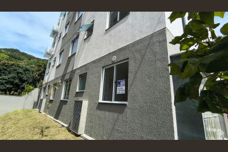 Apartamento para alugar com 52m², 2 quartos e 1 vagaPlaquinha instalada UJUB-44