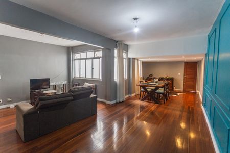 Apartamento para alugar com 120m², 3 quartos e 1 vagaSala