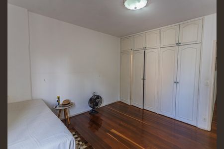 Apartamento para alugar com 120m², 3 quartos e 1 vagaSuíte
