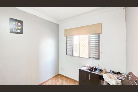 Apartamento para alugar com 74m², 3 quartos e 1 vaga Apartamento para alugar com 74m², 3 quartos e 1 vagaQuarto 2