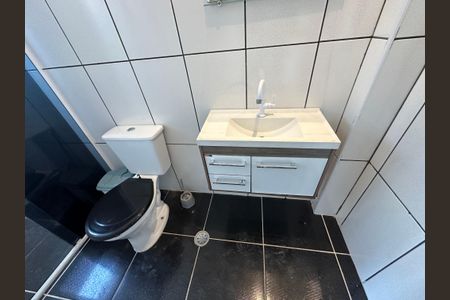 Casa para alugar com 45m², 2 quartos e sem vagaBanheiro da Suíte