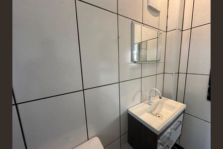 Casa para alugar com 45m², 2 quartos e sem vagaBanheiro da Suíte