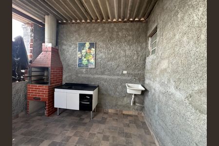 Casa para alugar com 45m², 2 quartos e sem vagaChurrasqueira