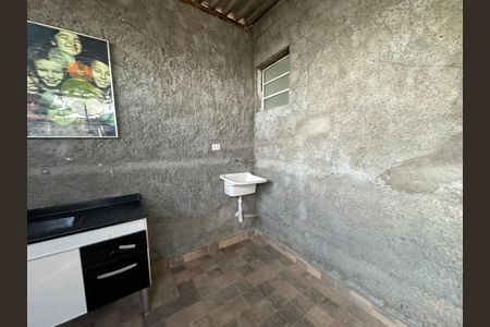 Casa para alugar com 45m², 2 quartos e sem vagaÁrea de Serviço