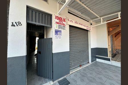 Casa para alugar com 45m², 2 quartos e sem vagaFachada