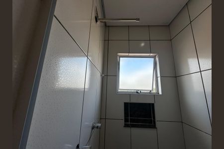 Casa para alugar com 45m², 2 quartos e sem vagaBanheiro da Suíte