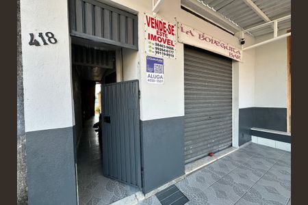 Casa para alugar com 45m², 2 quartos e sem vagaFachada