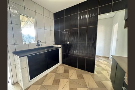 Casa para alugar com 45m², 2 quartos e sem vagaSala/Cozinha