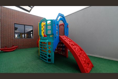 Apartamento para alugar com 41m², 2 quartos e sem vaga Apartamento para alugar com 41m², 2 quartos e sem vagaÁrea comum - Playground