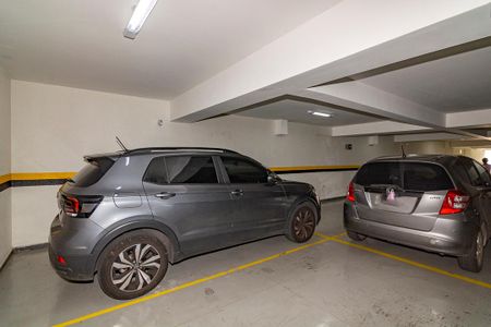 Apartamento à venda com 83m², 3 quartos e 2 vagas Apartamento à venda com 83m², 3 quartos e 2 vagasGaragem