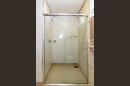 Apartamento à venda com 83m², 3 quartos e 2 vagas Apartamento à venda com 83m², 3 quartos e 2 vagasBanheiro Social