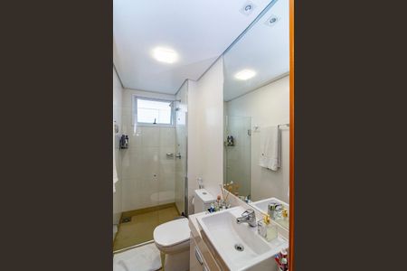 Apartamento à venda com 83m², 3 quartos e 2 vagas Apartamento à venda com 83m², 3 quartos e 2 vagasBanheiro da Suíte