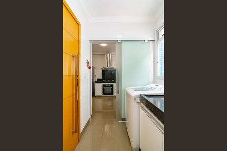 Apartamento à venda com 83m², 3 quartos e 2 vagas Apartamento à venda com 83m², 3 quartos e 2 vagasÁrea de Serviço