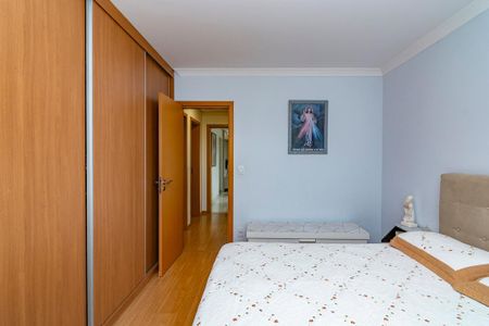 Apartamento à venda com 83m², 3 quartos e 2 vagas Apartamento à venda com 83m², 3 quartos e 2 vagasSuíte