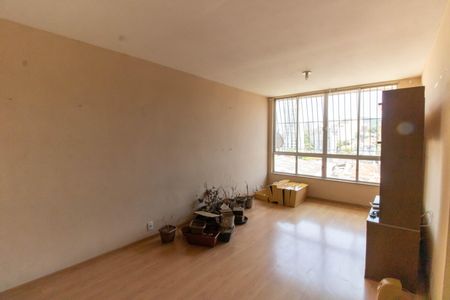 Apartamento à venda com 81m², 2 quartos e 1 vagaSala