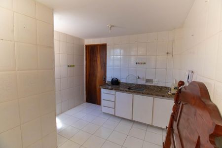 Apartamento à venda com 81m², 2 quartos e 1 vagaCozinha