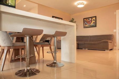 Apartamento à venda com 110m², 3 quartos e 2 vagas Apartamento à venda com 110m², 3 quartos e 2 vagasFoto 03