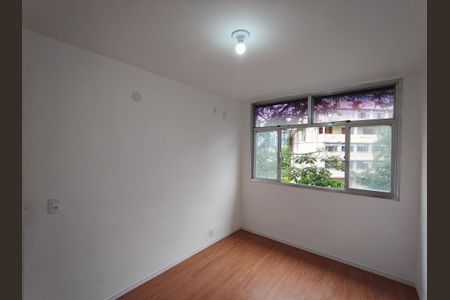 Apartamento à venda com 119m², 2 quartos e sem vaga