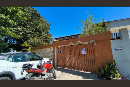 Casa de condomínio à venda com 300m², 5 quartos e 2 vagasFachada da Casa