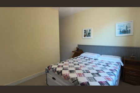 Casa de condomínio à venda com 300m², 5 quartos e 2 vagasSuíte 4