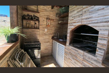 Casa de condomínio à venda com 300m², 5 quartos e 2 vagasQuintal