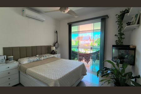 Casa de condomínio à venda com 300m², 5 quartos e 2 vagasSuíte 1