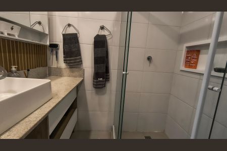 Casa de condomínio à venda com 300m², 5 quartos e 2 vagasBanheiro da Suíte 1
