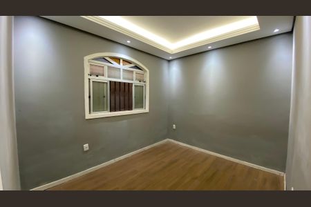 suite  de casa para alugar com 2 quartos, 172m² em Senhora de Fátima, Betim