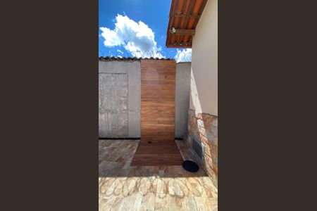 Casa para alugar com 172m², 2 quartos e 2 vagasducha 