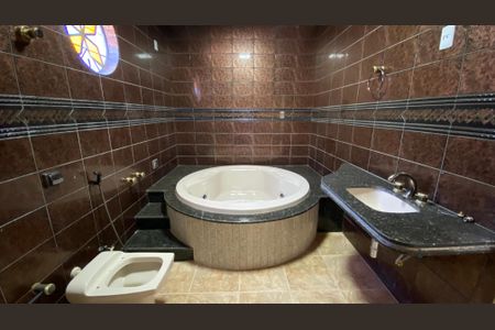 Casa para alugar com 172m², 2 quartos e 2 vagasbanheiro suite 