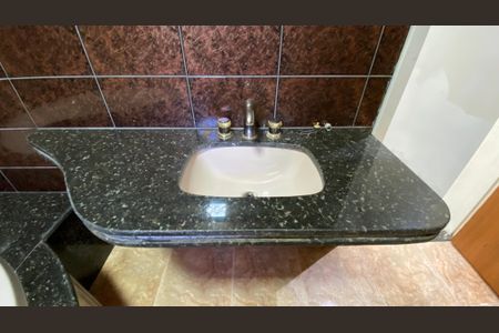 Casa para alugar com 172m², 2 quartos e 2 vagasbanheiro suite 