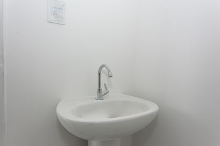 Apartamento à venda com 42m², 2 quartos e sem vaga Apartamento à venda com 42m², 2 quartos e sem vagaBanheiro