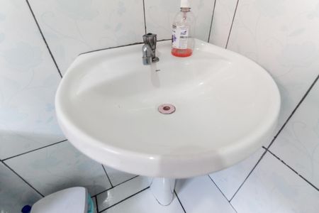 Casa à venda com 97m², 2 quartos e 2 vagas Casa à venda com 97m², 2 quartos e 2 vagasBanheiro