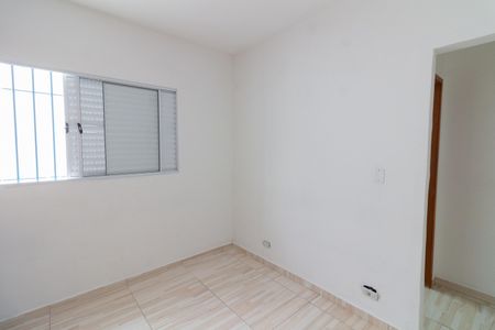 Quarto 1 de casa para alugar com 2 quartos, 300m² em Jardim Peri Peri, São Paulo