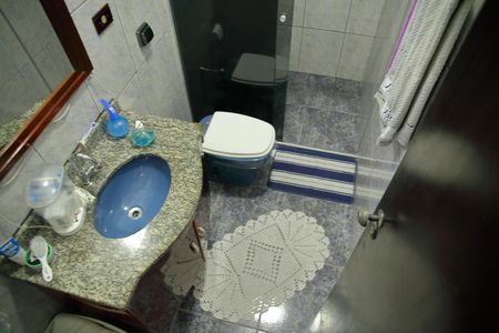 Casa à venda com 158m², 2 quartos e 1 vagaBanheiro 