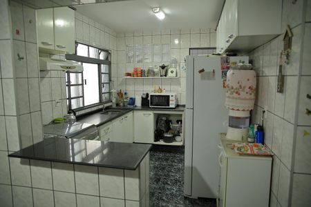 Casa à venda com 158m², 2 quartos e 1 vagaCozinha 