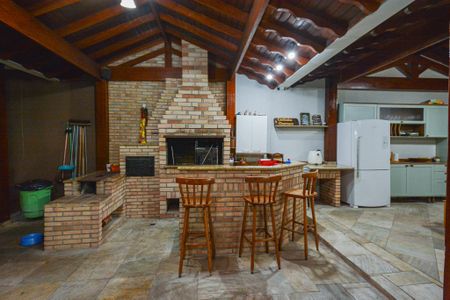 Casa à venda com 399m², 4 quartos e 6 vagasChurrasqueira