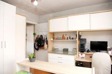 Quarto 1 de apartamento à venda com 2 quartos, 75m² em Menino Deus, Porto Alegre