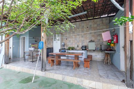 Casa à venda com 240m², 3 quartos e 4 vagasÁrea gourmet