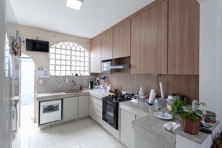 Casa à venda com 240m², 3 quartos e 4 vagasCozinha