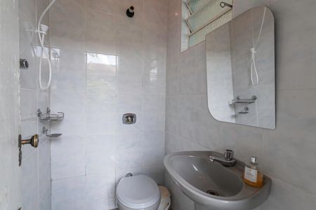 Casa à venda com 240m², 3 quartos e 4 vagasBanheiro