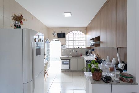 Casa à venda com 240m², 3 quartos e 4 vagasCozinha