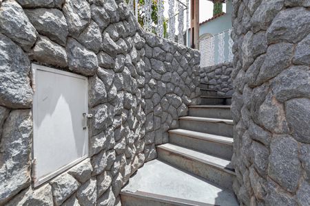 Casa à venda com 240m², 3 quartos e 4 vagasEntrada