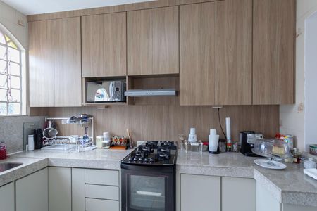 Casa à venda com 240m², 3 quartos e 4 vagasCozinha